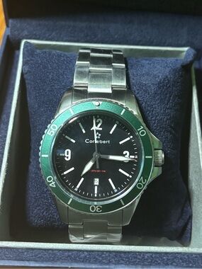 Cortébert Vitesse Men’s Watch Green Stainless Steel Swiss Style Quartz Watch